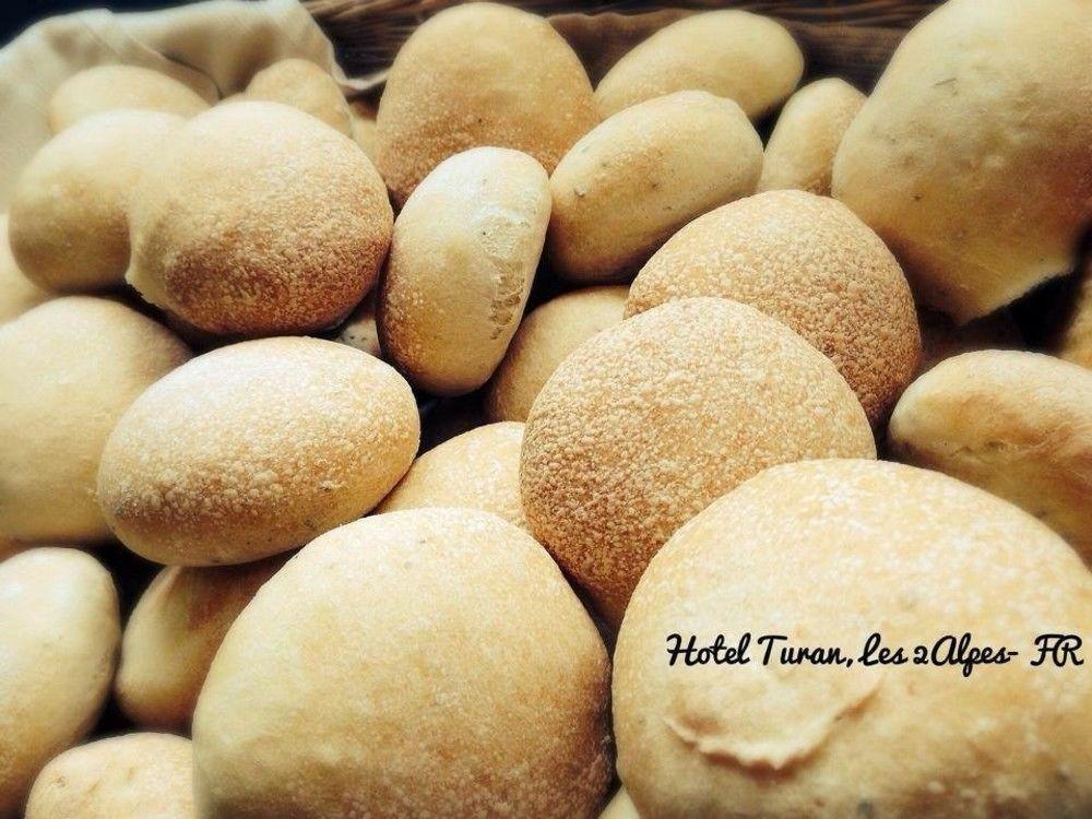Hotel Turan เลส์เดอซาลป์ ภายนอก รูปภาพ