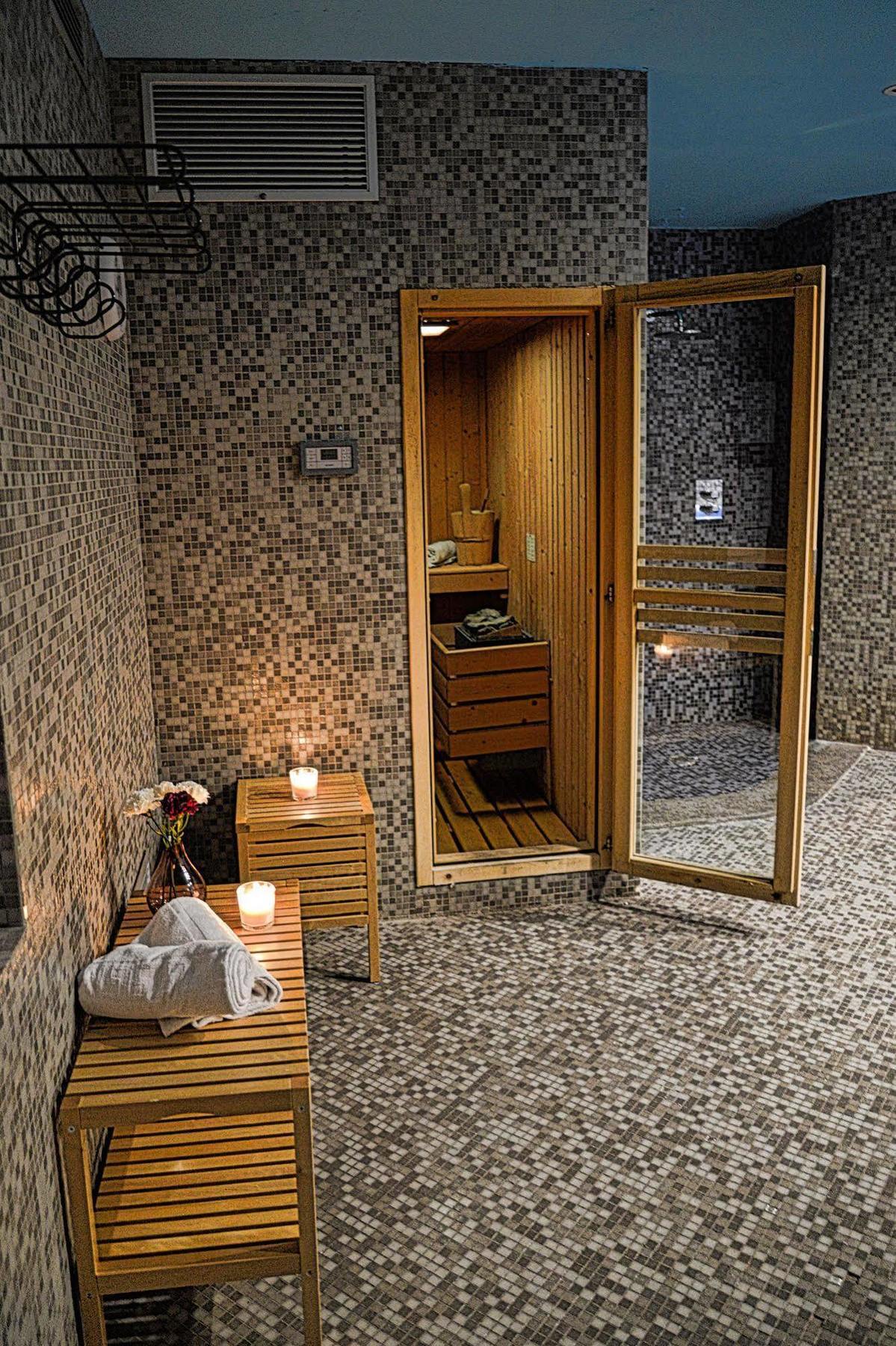 Hotel Turan เลส์เดอซาลป์ ภายนอก รูปภาพ